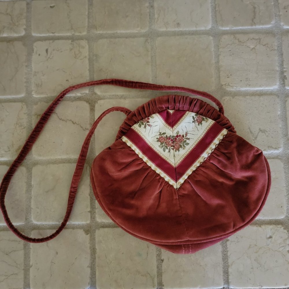 Vintage Carpetbags of America Purse